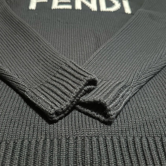 FENDI Pullover Black Wool Sweater - Picture 9 of 10